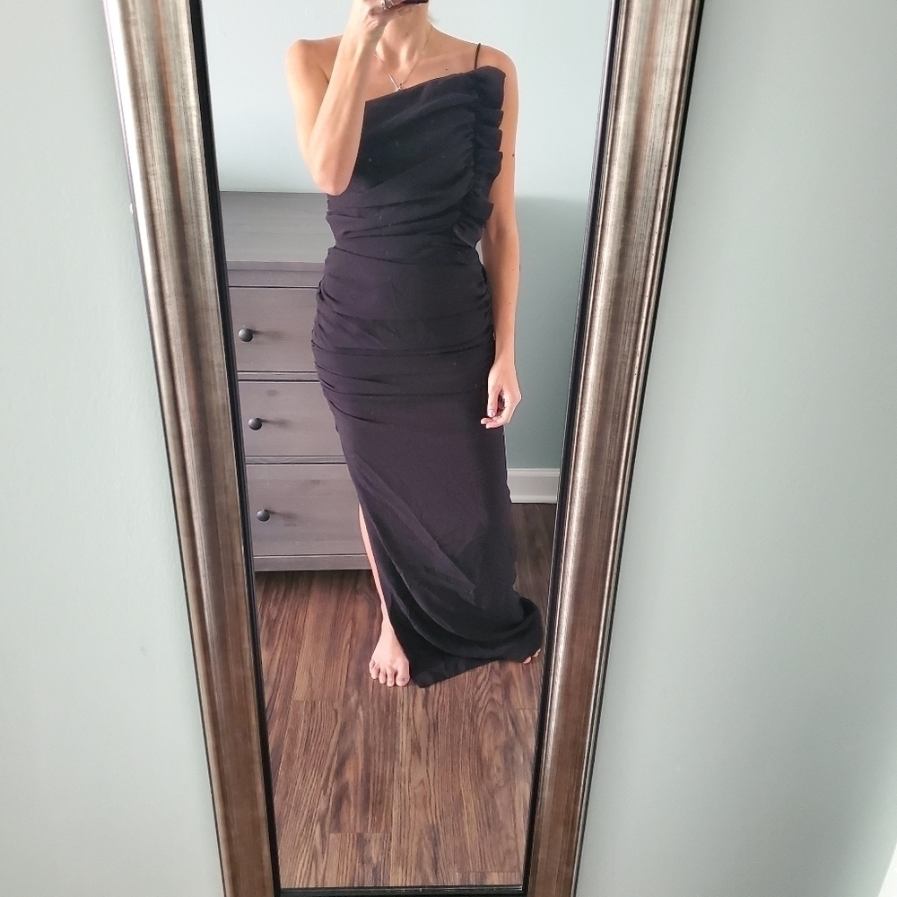 NEW La Maison Talulah Black One Shouder Dress